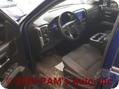 Vehicle photo 7