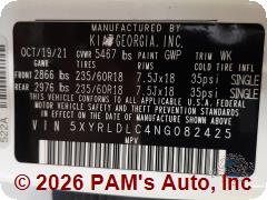 Vehicle photo 13