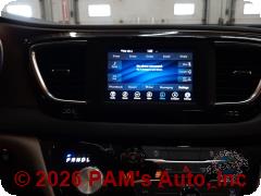 Vehicle photo 10