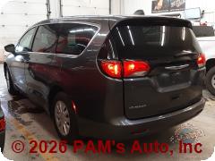 Vehicle photo 4