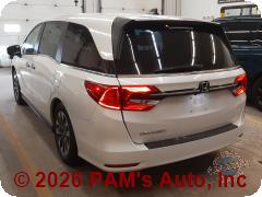 Vehicle photo 4