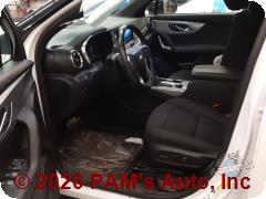 Vehicle photo 7