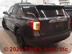 Vehicle photo 4