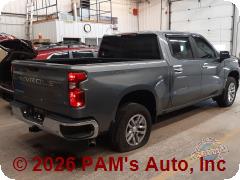 Vehicle photo 3