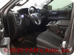 Vehicle photo 7