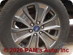 Vehicle photo 6