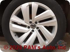 Vehicle photo 6