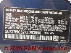 Vehicle photo 13