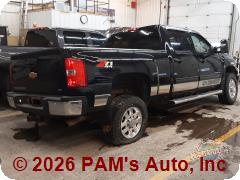 Vehicle photo 3