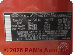 Vehicle photo 13