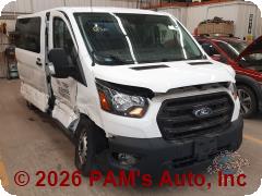 Vehicle photo 2