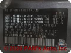 Vehicle photo 13