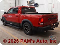 Vehicle photo 4