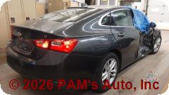 Vehicle photo 3