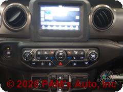 Vehicle photo 10