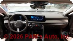 Vehicle photo 11