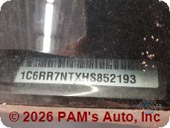 Vehicle photo 13