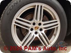 Vehicle photo 6