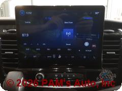 Vehicle photo 10