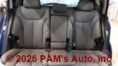 Vehicle photo 8