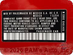 Vehicle photo 13