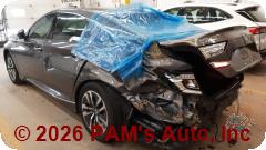 Vehicle photo 4
