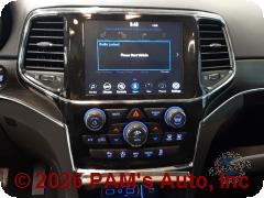 Vehicle photo 10