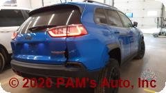 Vehicle photo 3