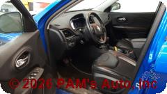 Vehicle photo 7