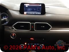 Vehicle photo 10