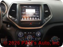 Vehicle photo 10