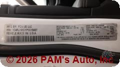 Vehicle photo 13