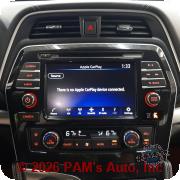 Vehicle photo 10