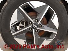 Vehicle photo 6