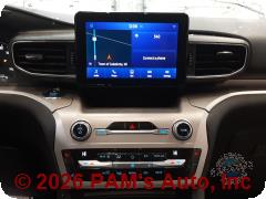 Vehicle photo 10