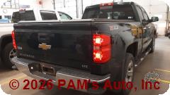 Vehicle photo 3