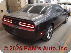 Vehicle photo 3