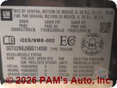 Vehicle photo 13