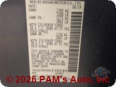 Vehicle photo 13