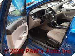 Vehicle photo 7