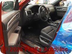 Vehicle photo 7
