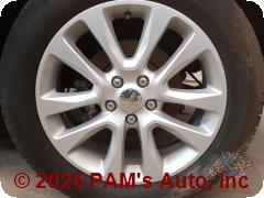 Vehicle photo 6