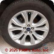 Vehicle photo 6