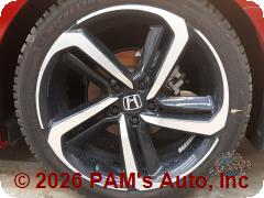 Vehicle photo 6