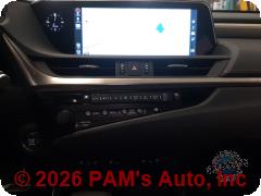 Vehicle photo 10
