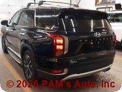 Vehicle photo 4
