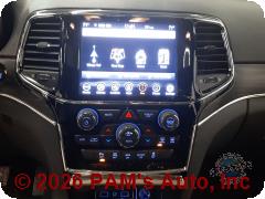 Vehicle photo 10
