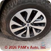 Vehicle photo 6