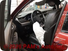 Vehicle photo 7
