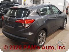 Vehicle photo 3